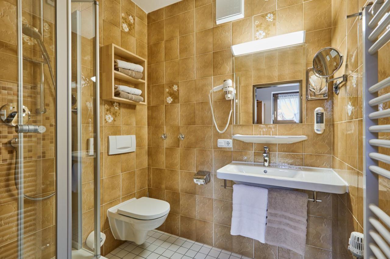 Hotel Garni Zugspitz Фархант Екстериор снимка