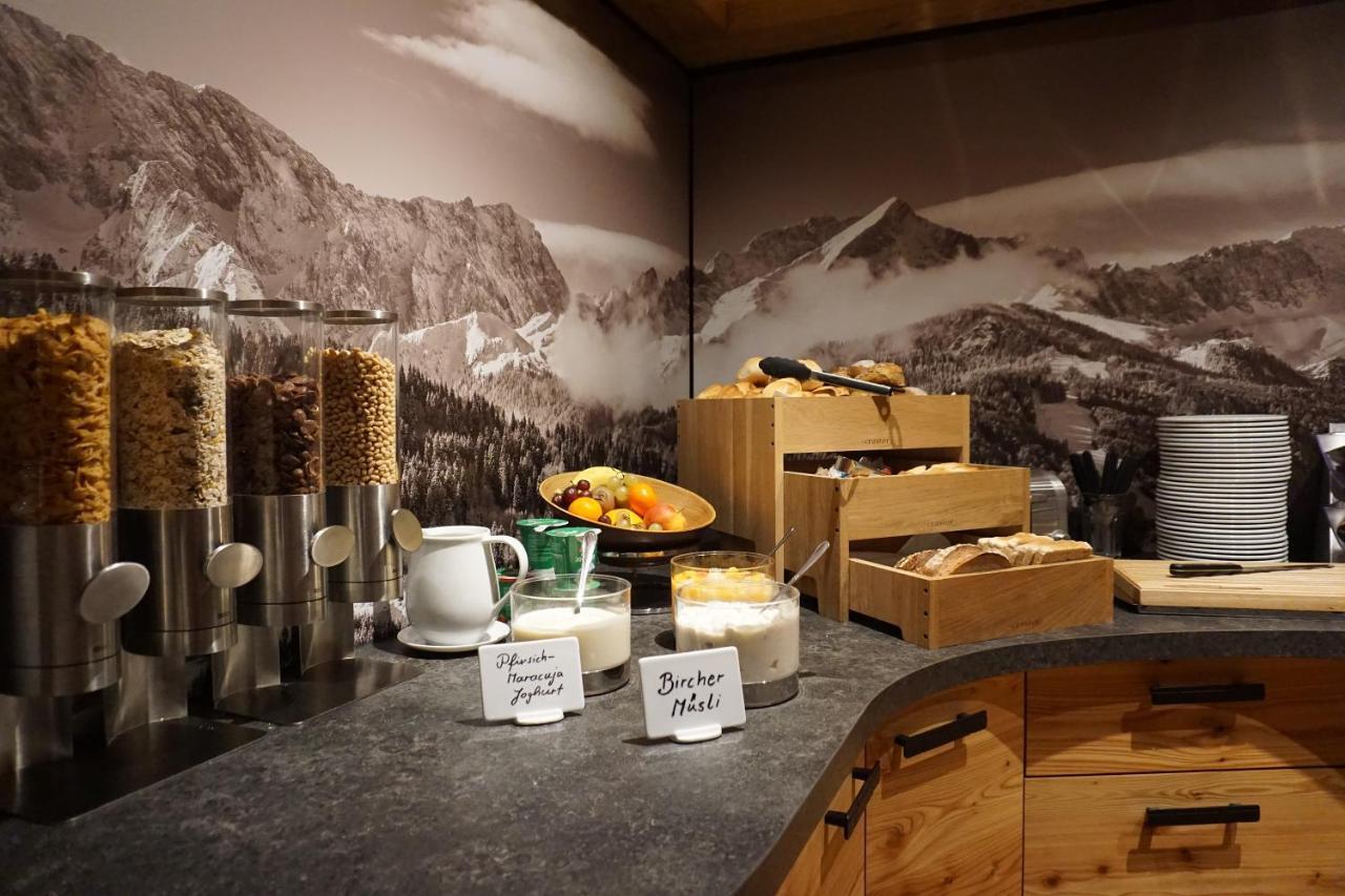 Hotel Garni Zugspitz Фархант Екстериор снимка
